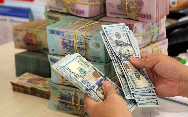 Tỉ giá USD tăng nóng tác động thế nào đến doanh nghiệp xuất nhập khẩu?