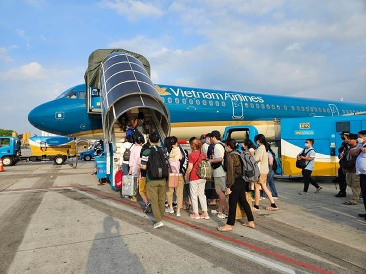 HVN: Vietnam Airlines đạt doanh thu hợp nhất hơn 79.994 tỷ đồng trong 9 tháng