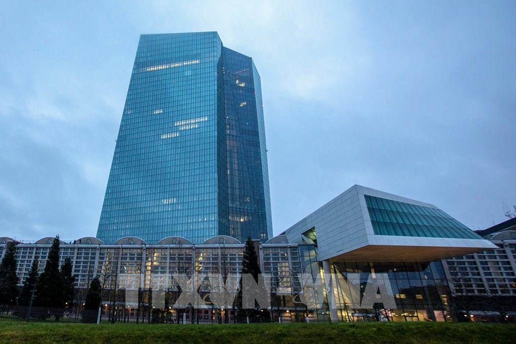 ECB: Lãi suất sẽ tiếp tục hạ nếu lạm phát duy trì đà giảm tốc