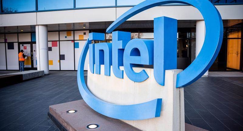 Intel từng muốn mua Nvidia giới giá chỉ 20 tỷ USD