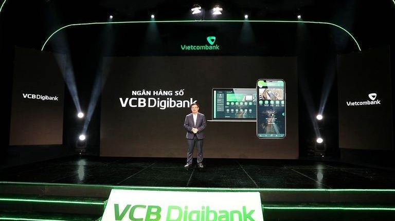 VCB: Ngân hàng Vietcombank trong công cuộc chuyển đổi số quốc gia