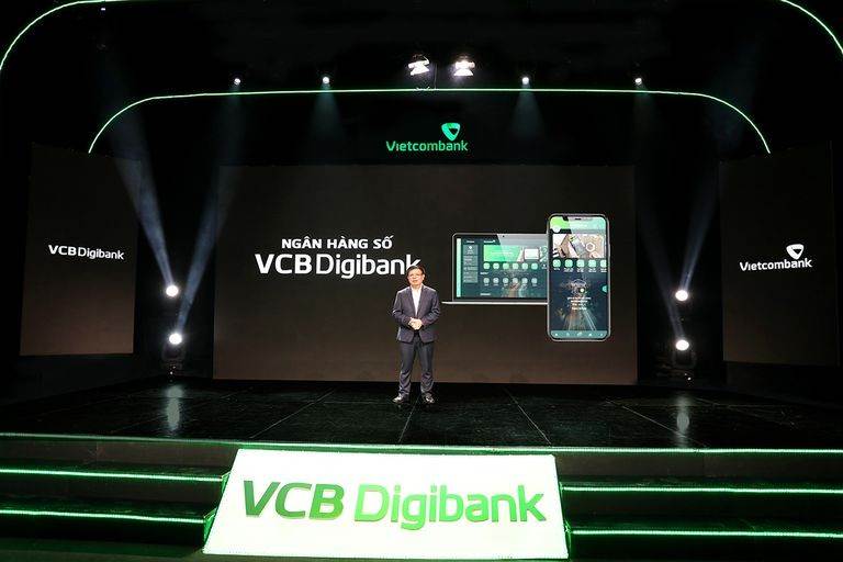 VCB: Ngân hàng Vietcombank trong công cuộc chuyển đổi số quốc gia