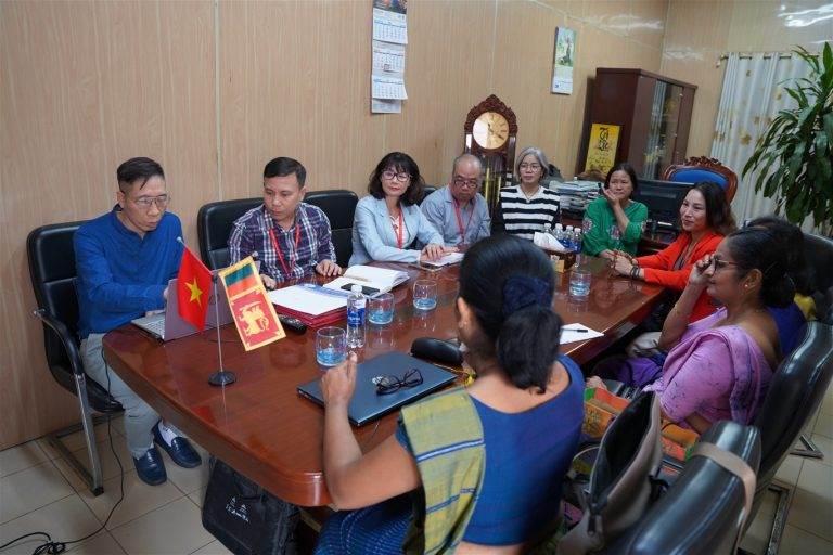 Trường Đại học Công nghiệp Dệt May Hà Nội ký thỏa thuận hợp tác với trường Đại học Công nghệ, Đại học Moratuwa, Sri Lanka