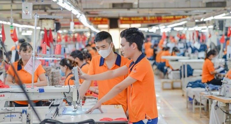 Xuất nhập khẩu tăng tốc, doanh nghiệp kỳ vọng kỷ lục mới