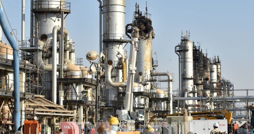 Aramco gồng mình trả cổ tức “khủng” giữa bão nợ