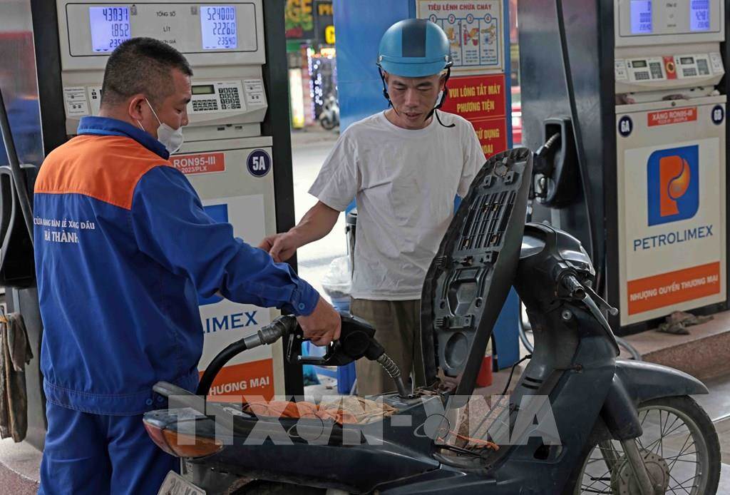Dự báo giá xăng dầu giảm trong kỳ điều hành ngày 14/11