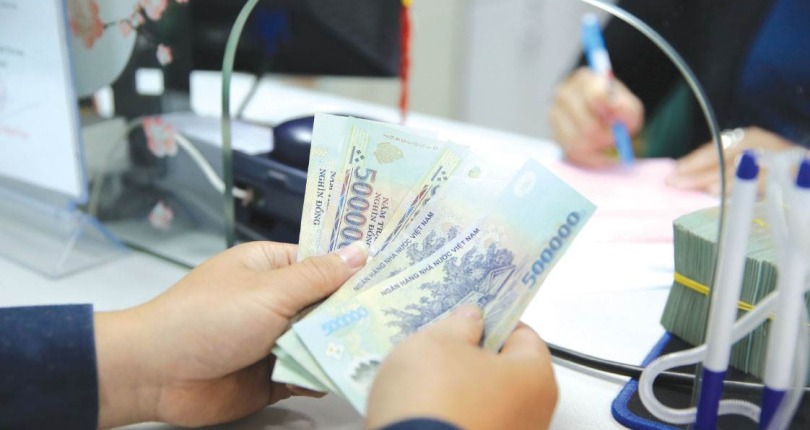 Áp lực tăng lãi suất huy động