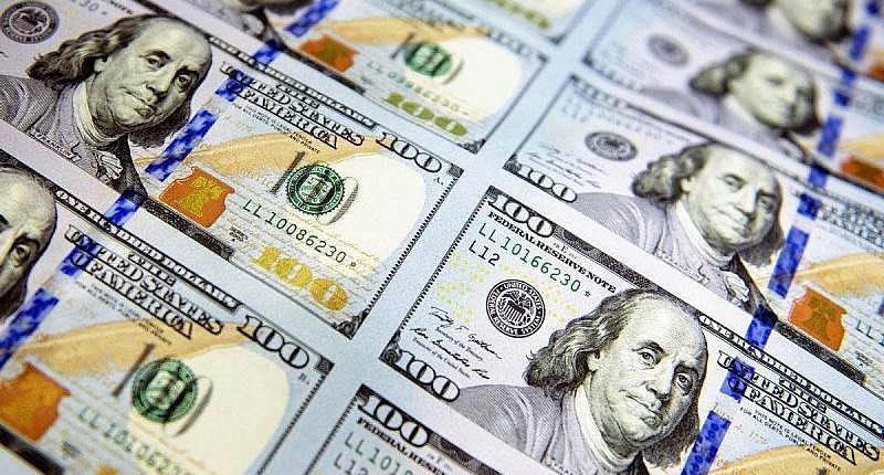 Giá vàng SJC đi ngang, tỷ giá tiếp tục “nóng” lên