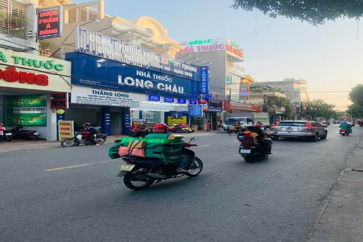 Thế trận giằng co kỳ thú giữa Long Châu – Pharmacity – An Khang và tiệm thuốc tây ở các tỉnh lẻ: Ông lớn’ sẽ thắng trong tương lai?