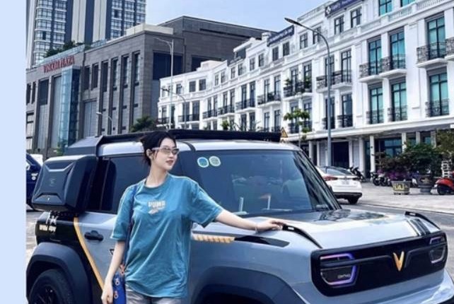Người dùng đồng loạt khoe cuộc gọi chuẩn bị nhận quà Tết siêu khủng từ VinFast