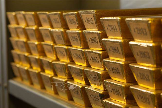 Giá vàng tăng nhẹ khi thị trường chờ dữ liệu lạm phát Mỹ