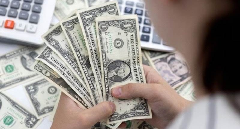 Tiếp tục giảm bớt áp lực lên tỷ giá