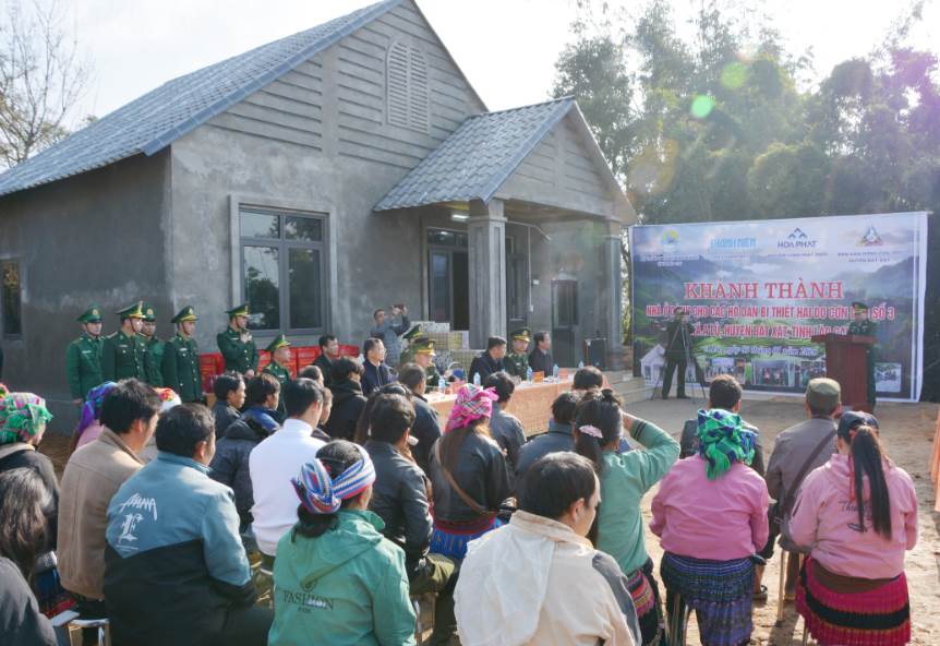 HPG: Bàn giao căn nhà đầu tiên cho người dân xã A Lù do Hòa Phát tài trợ