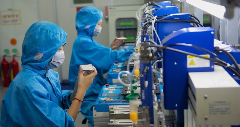 EU đe dọa ‘bóp nghẹt’ các nhà sản xuất thiết bị y tế Trung Quốc