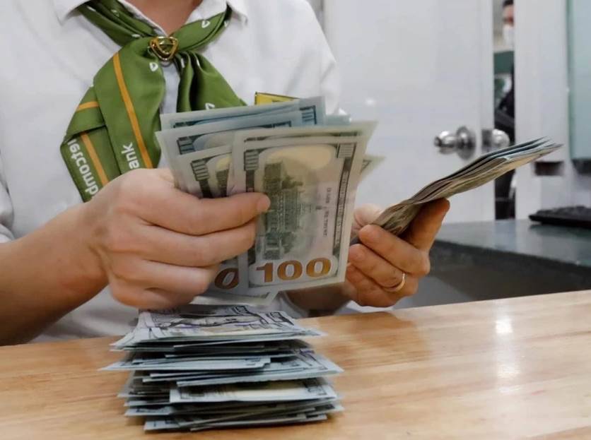 Tỉ giá đồng USD sẽ biến động mạnh đến bao giờ?