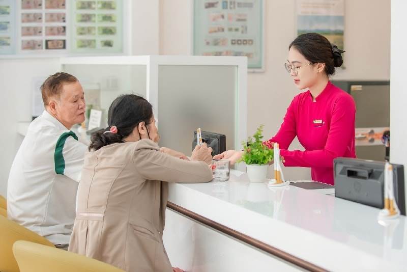 Lãi suất huy động giảm tiếp trên diện rộng
