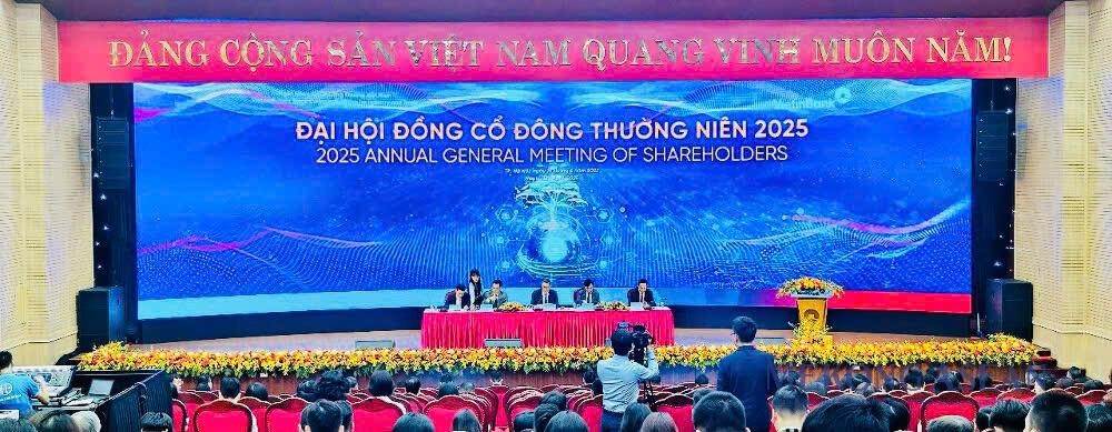 Ngân hàng Big4 đầu tiên báo lãi quý 1/2025