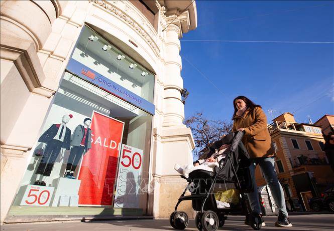 Lạm phát tại Italy tăng cao nhất trong 30 tháng – Dự báo tăng trưởng giảm và hàng nghìn người mất việc