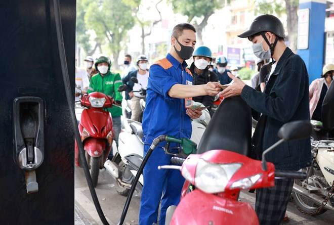 Doanh nghiệp xăng dầu không kết nối hoá đơn với cơ quan thuế sẽ bị thu hồi giấy phép