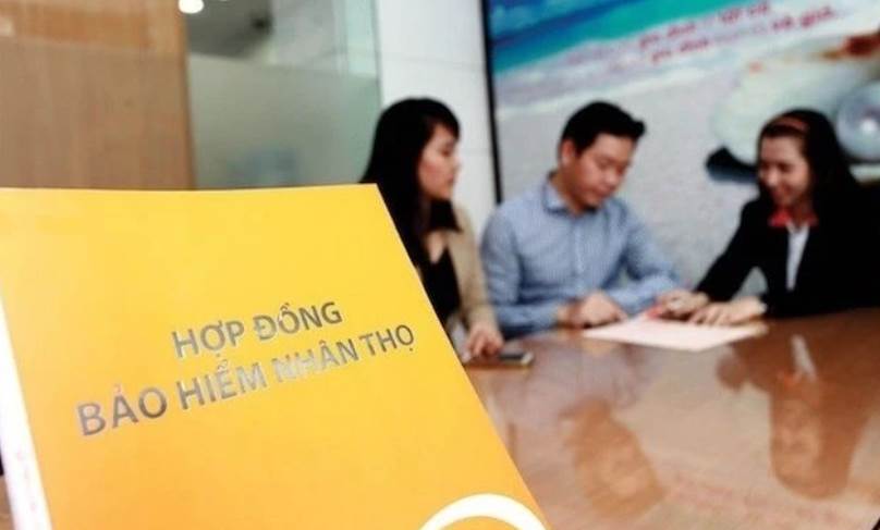 Doanh thu bảo hiểm nhân thọ lần đầu tăng trở lại sau khủng hoảng