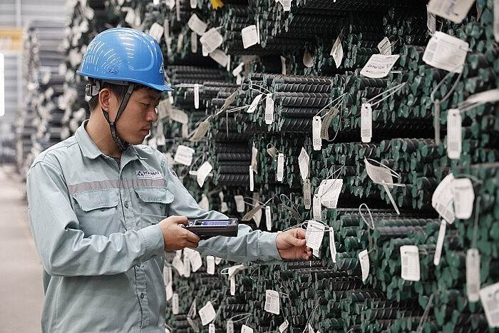 Giá vật liệu xây dựng tháng 4/2025: Thép và cát tăng nhẹ, xi măng ổn định