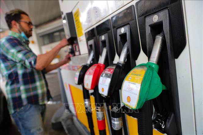 Giá dầu hướng đến tuần giảm mạnh nhất trong nhiều tháng