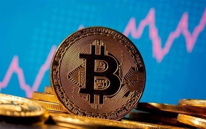 Bitcoin bán tháo mạnh khi mối nguy chiến tranh thương mại toàn cầu cận kề