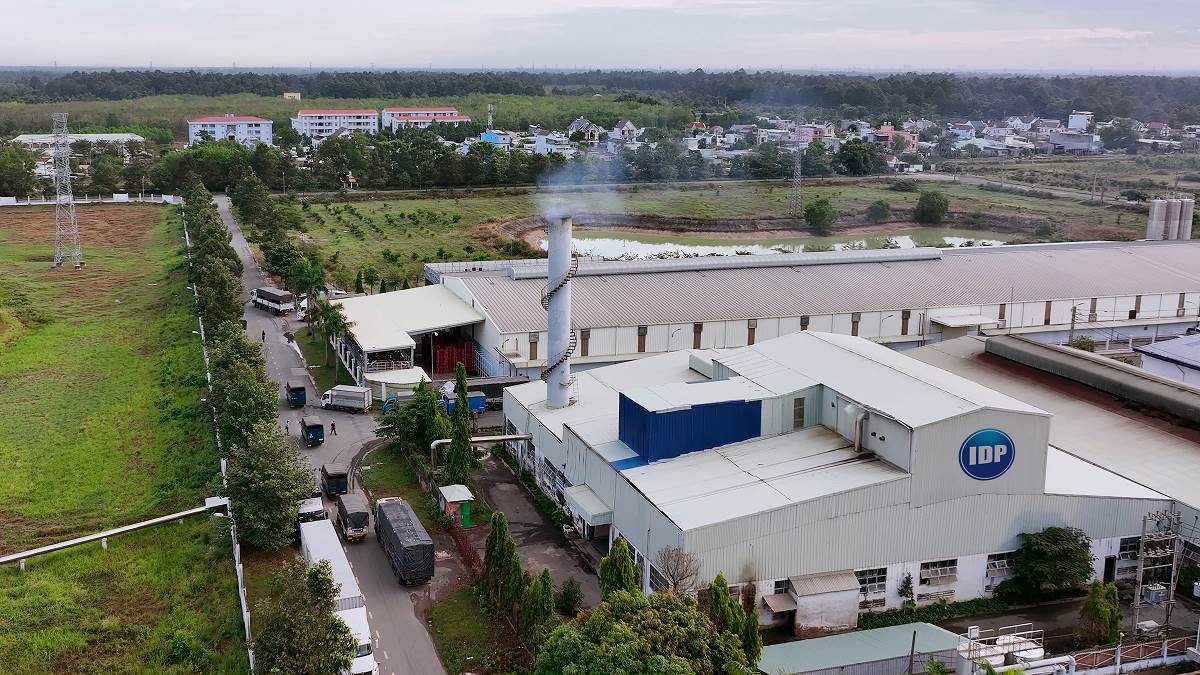 IDP: Lãnh đạo Sữa Quốc tế thoái hết vốn cá nhân giữa lúc doanh nghiệp chuẩn bị mua lại cổ phiếu
