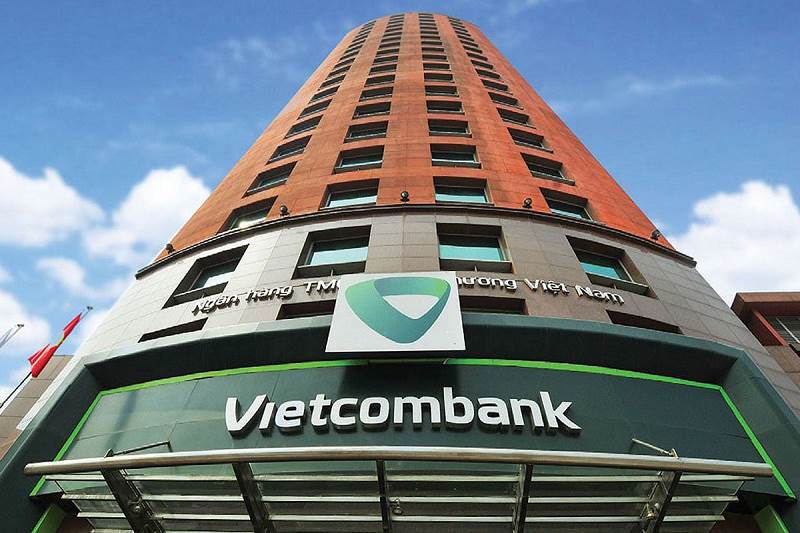 VCB: Tăng vốn không ngừng nghỉ, Vietcombank giữ vững ngôi đầu ngành ngân hàng