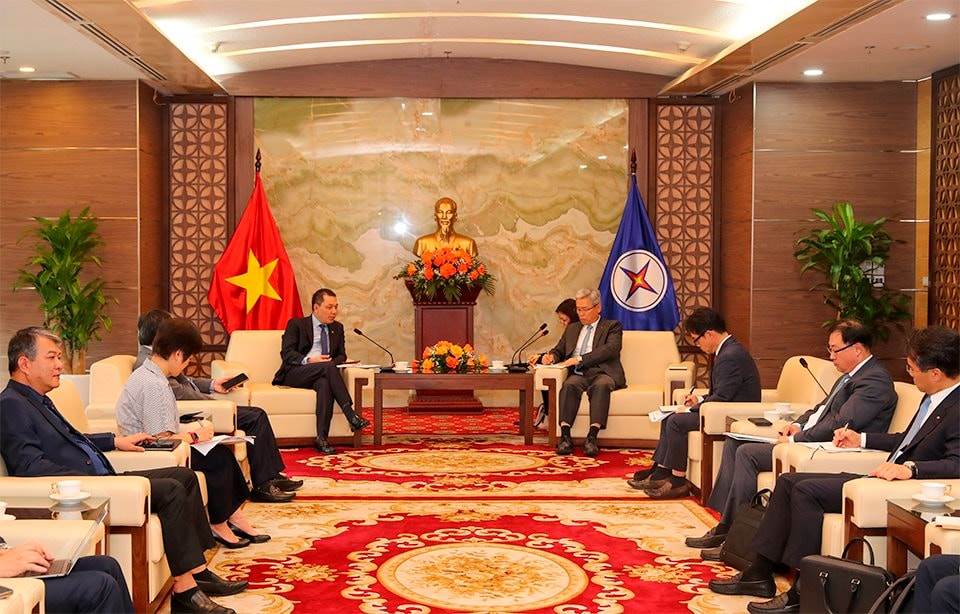 EVN thảo luận điện hạt nhân với tập đoàn đang quản lý một nửa công suất điện của Hàn Quốc