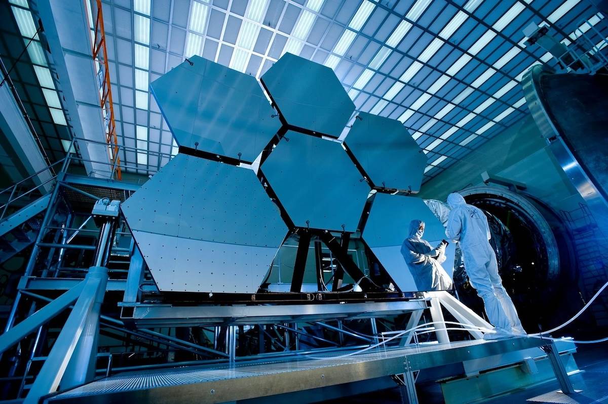 FDI công nghệ ‘nín thở’ chờ đàm phán: Việt Nam trước bước ngoặt chuỗi cung ứng toàn cầu