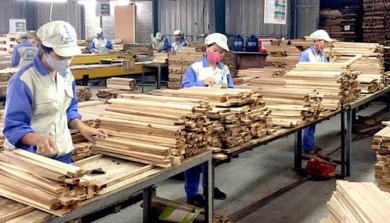 Áp lực thuế quan, ngành gỗ tìm hướng đi mới