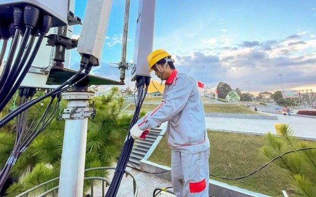 CTR: Gã khổng lồ TowerCo “họ” Viettel ước lãi quý 1/2025 tăng trưởng 7%