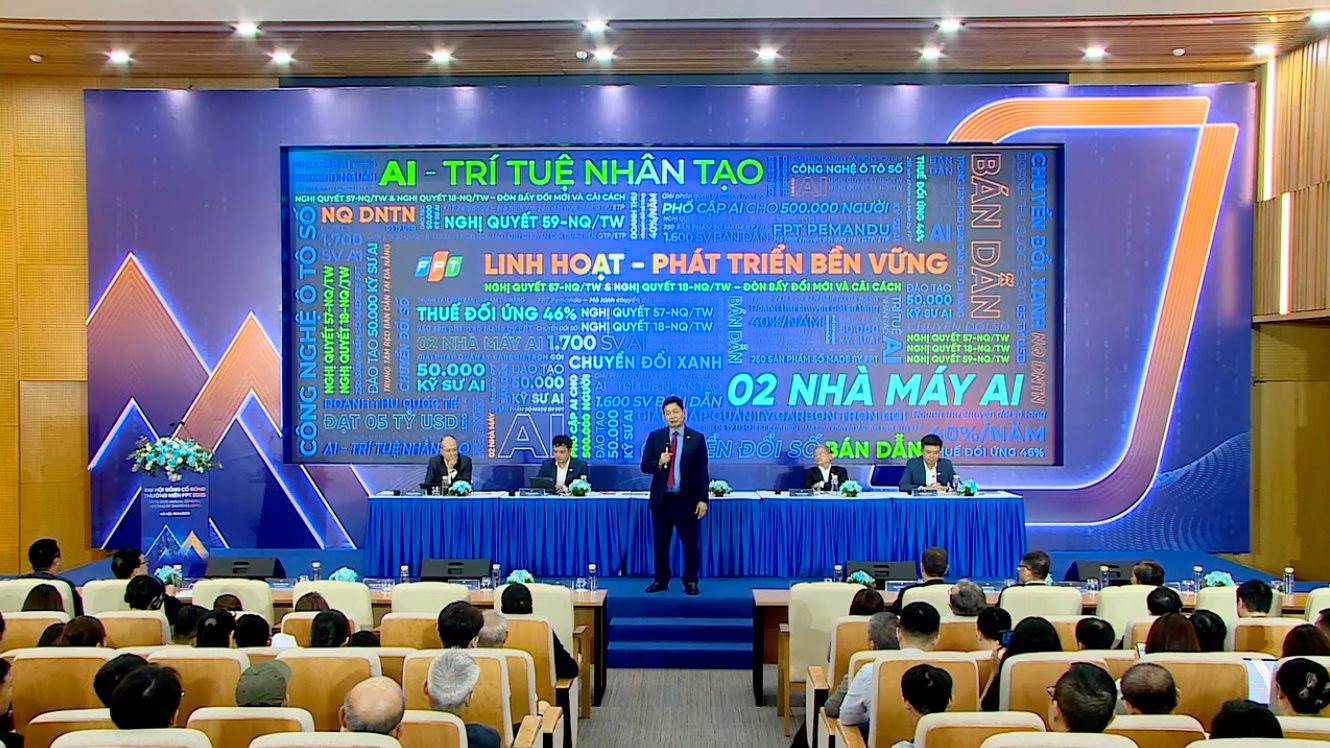 FPT: Lãnh đạo FPT-Chúng tôi không có ý định tác động đến giá cổ phiếu, chỉ tập trung tăng trưởng lợi nhuận