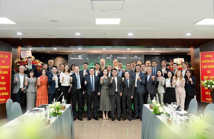 Vietcombank hợp tác cùng Salesforce thúc đẩy đổi mới sáng tạo ứng dụng trí tuệ nhân tạo