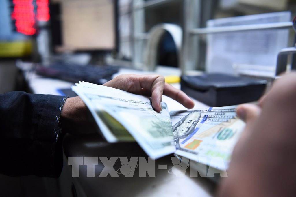 Đồng USD giảm phiên cuối tuần