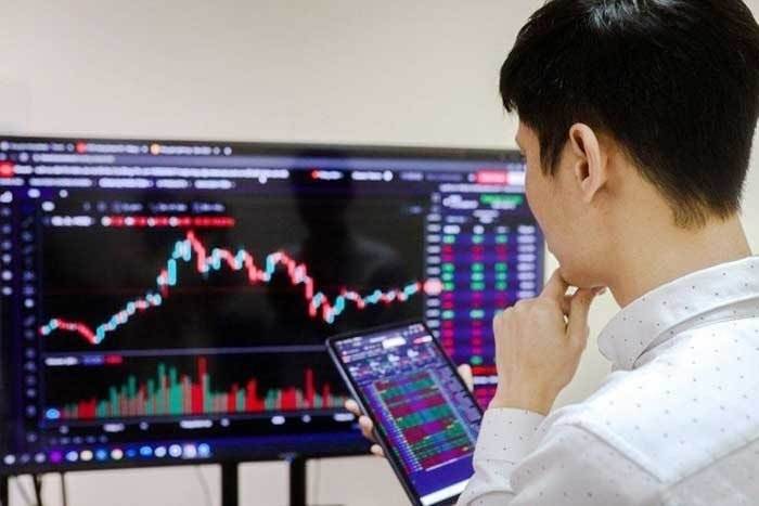 Giá loạt mặt hàng “hot” như dầu thô, thép, than, heo hơi dự báo biến động mạnh trong nửa cuối năm, cổ phiếu nào kỳ vọng hưởng lợi?