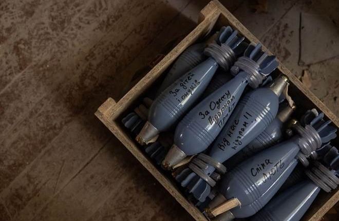 Vũ khí châu Âu vẫn ồ ạt chảy vào Ukraina bất chấp cảnh báo cứng rắn từ Nga