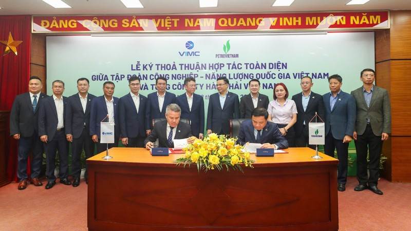 Petrovietnam và VIMC tăng cường liên kết, thúc đẩy phát triển kinh tế biển