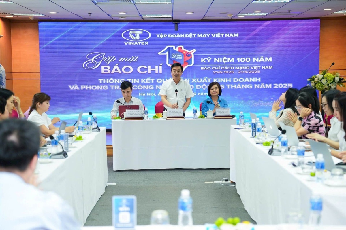 VGT: Báo lãi tăng vọt 97% trong 6 tháng đầu năm, tạm gác kế hoạch chuyển sàn