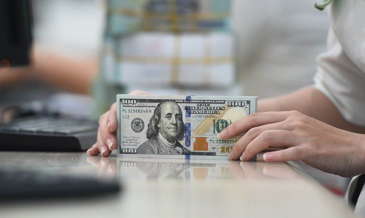 NÓNG!!! Tỷ giá trung tâm bật tăng lên 25.058 đồng/USD