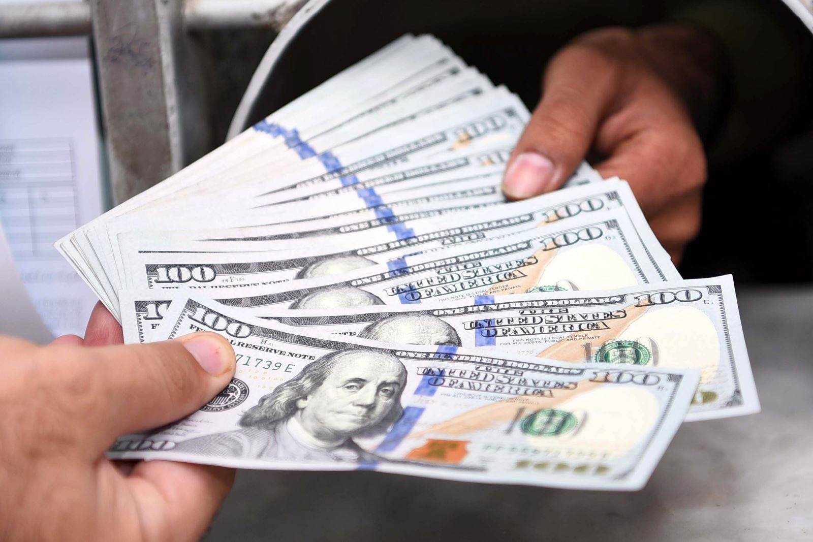 Dữ liệu việc làm khả quan tiếp sức cho đồng USD