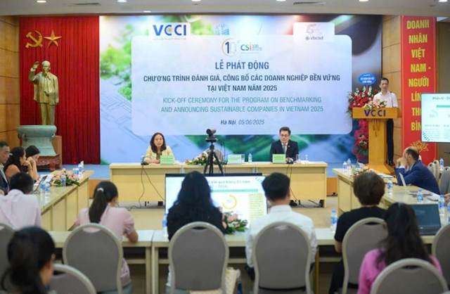 CSI 2025: DN bền vững – Lực đẩy cho kinh tế tư nhân Việt Nam