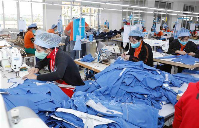 Xuất khẩu dệt may 5 tháng trên 17 tỷ USD