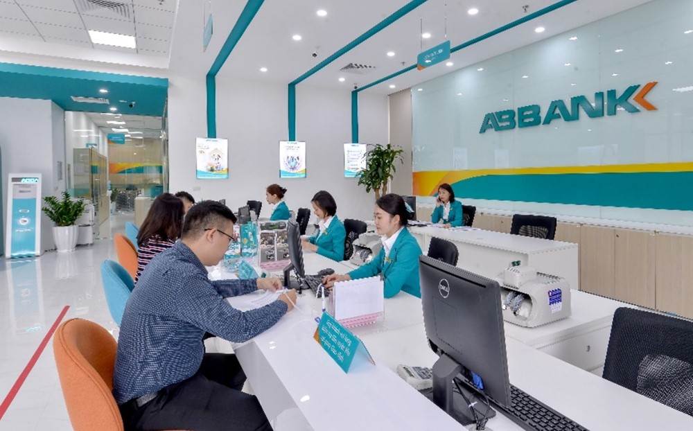 Lãi suất tiết kiệm tại ABBank tháng 5: Cao nhất 5,5%/năm, áp dụng đồng nhất online và tại quầy