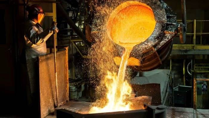 Giá vàng cao ngất, nhà đầu tư đổ xô vào 2 kim loại quý thay thế, khả năng xảy ra thiếu hụt trầm trọng