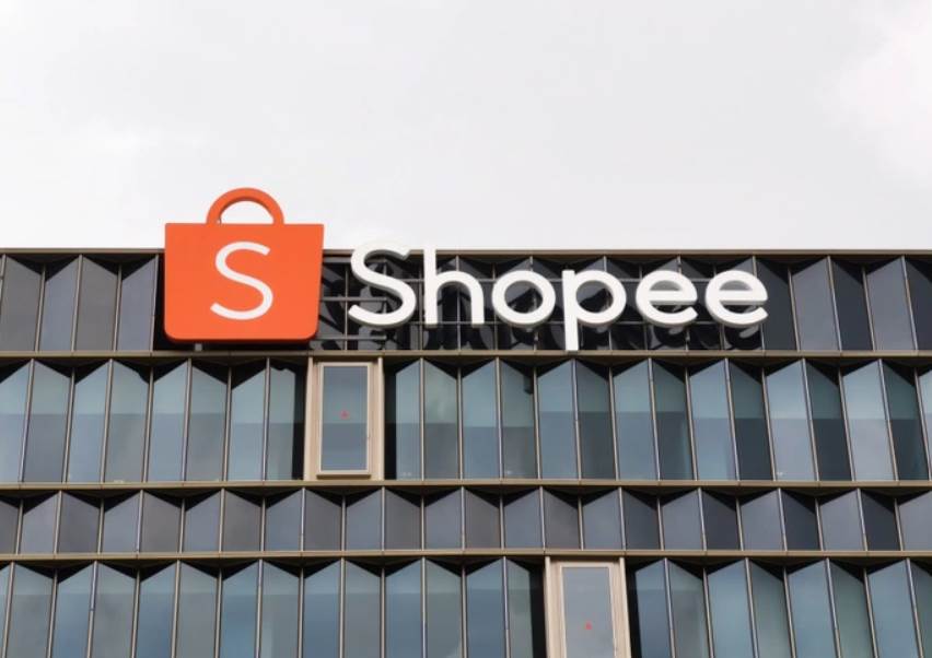 Shopee lên tiếng về việc thu phí hạ tầng 3.000 đồng trên mỗi đơn hàng bán ra
