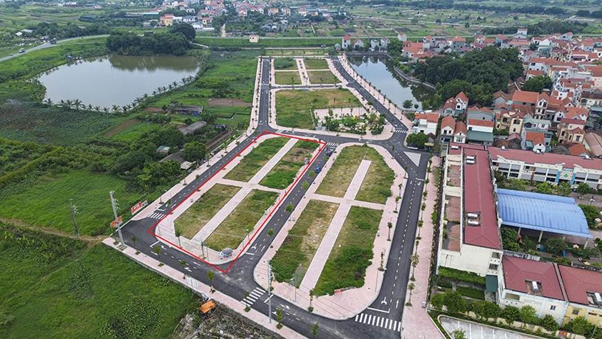 Vì sao giá bất động sản tăng cao? – Bài 2: Bảng giá đất mới – “bàn đạp” đẩy giá bất động sản tăng cao